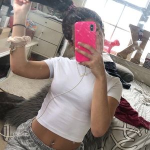 🥼’ wild fable white fitted cropped tee